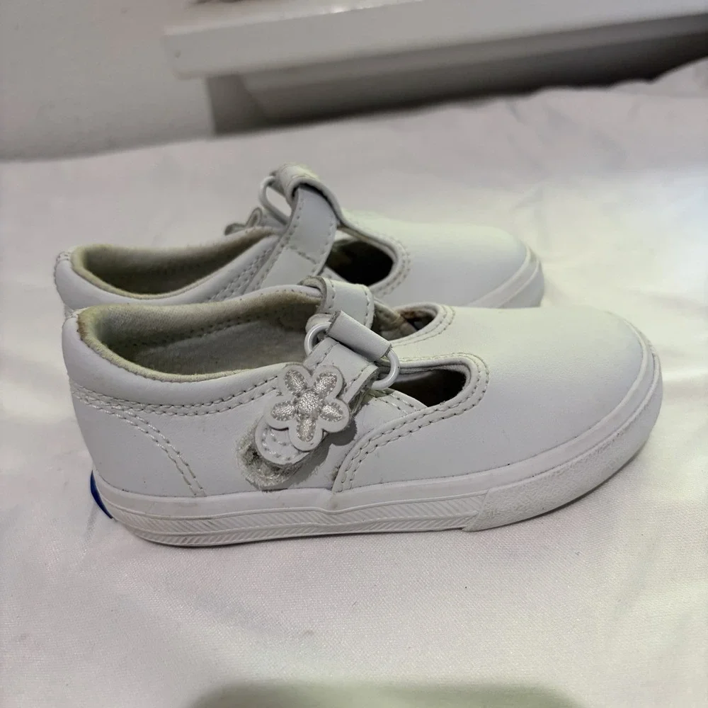 Keds Toddler Girls Size 6 Leather Mary Jane White Shoes Daphne T Strap Classic